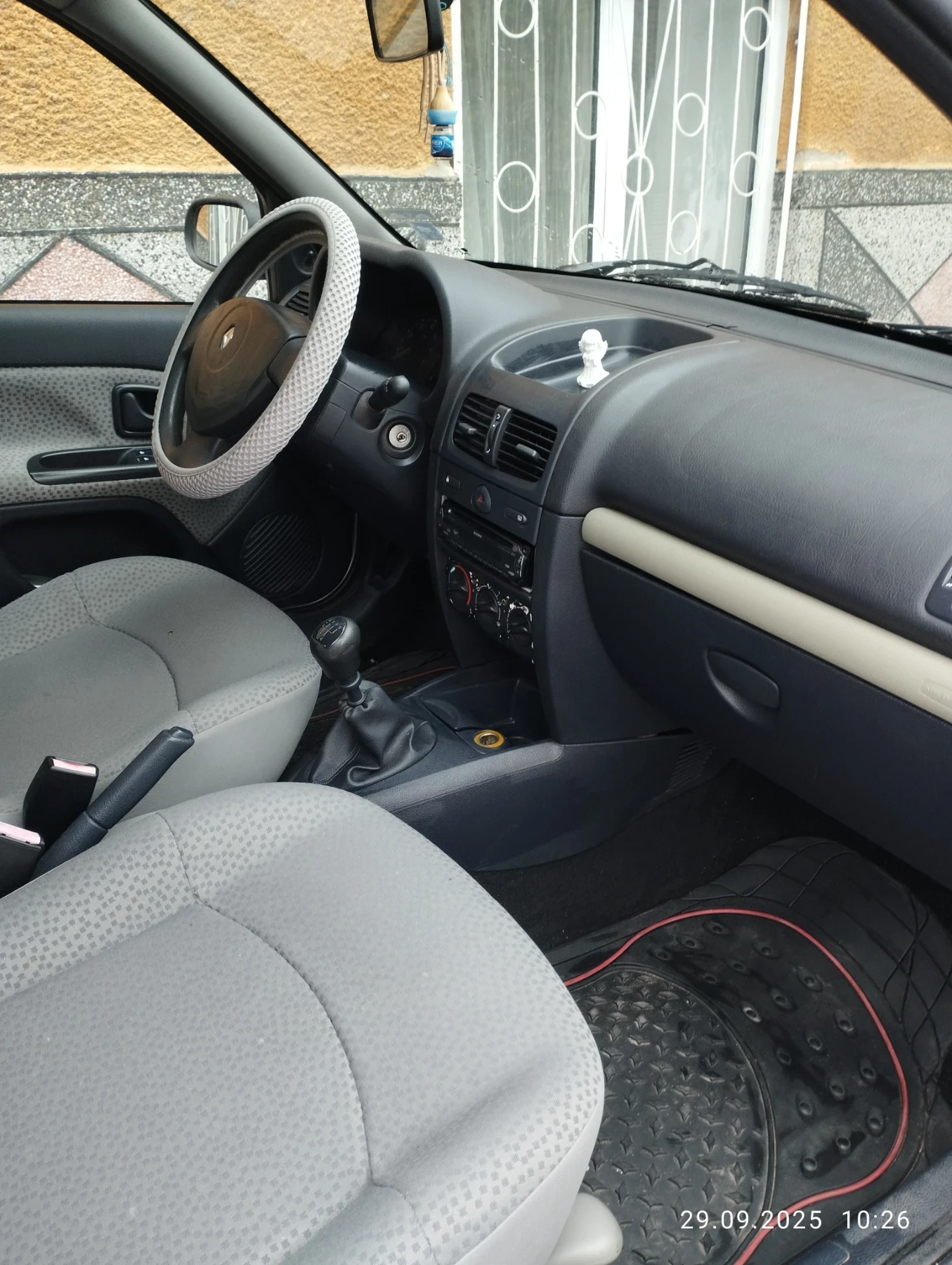 Renault Clio 2 - изображение 4
