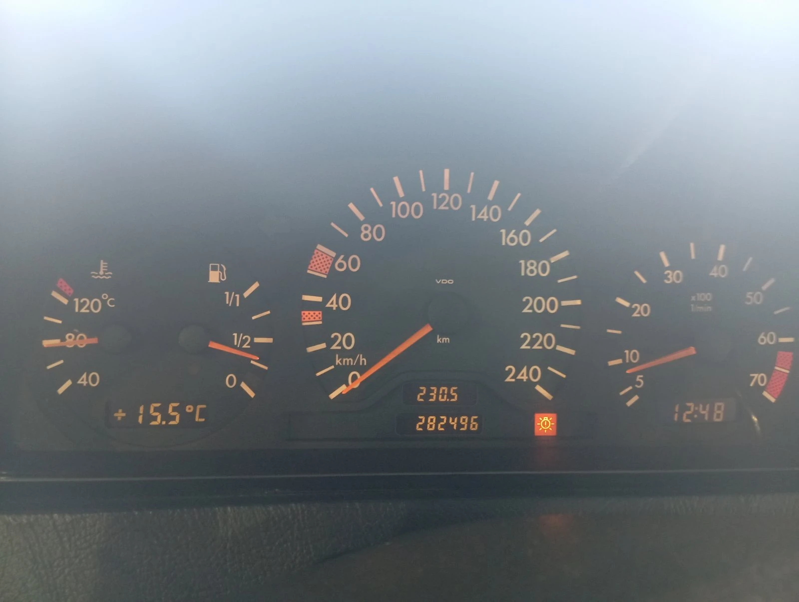 Mercedes-Benz C 180  - изображение 6