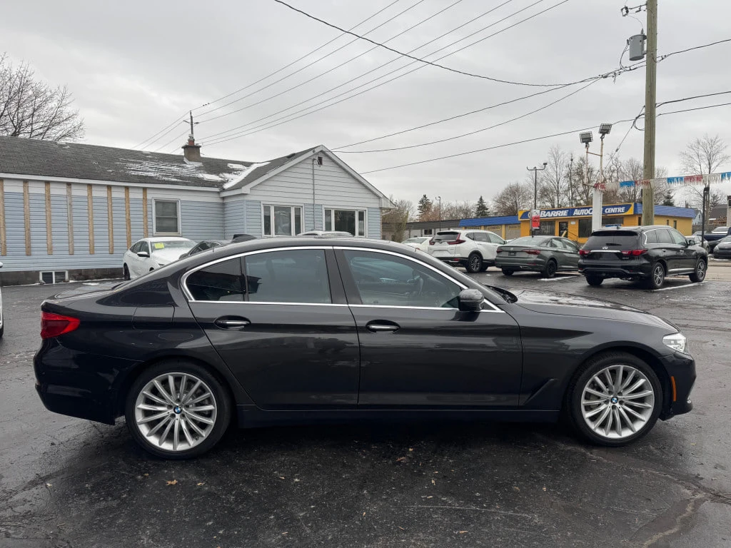 BMW 530 * АВТО КРЕДИТ* ЦЕНА ДО БГ * СЕРВИЗНА ИСТОРИЯ *  - изображение 4