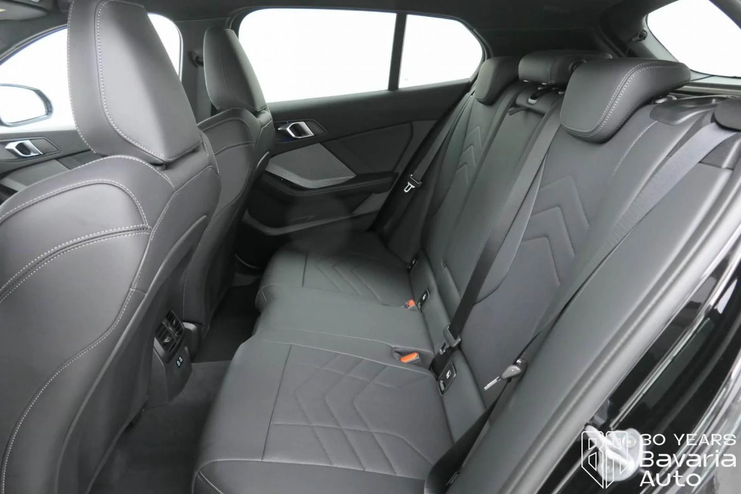 BMW 120 i M Sport Paket Steptronic - изображение 8