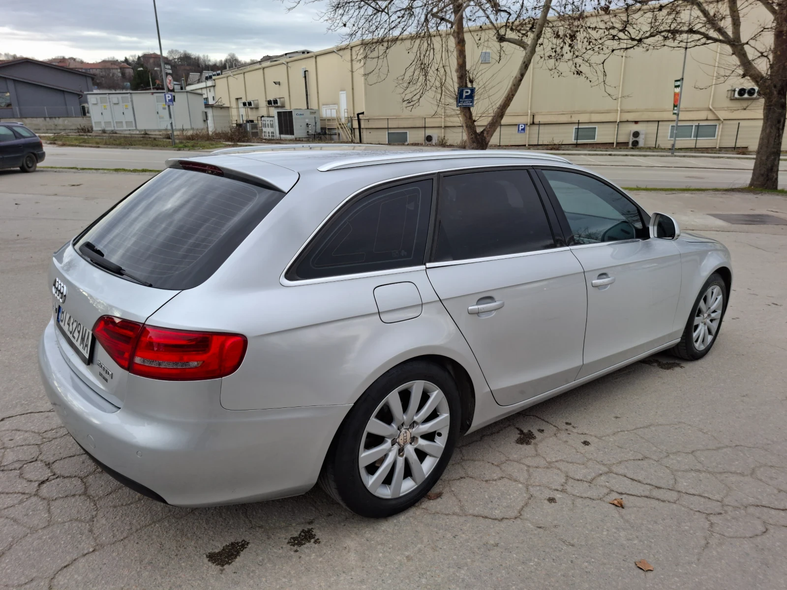 Audi A4 2.0TDi 143 �� | Mobile.bg � ����������� 12