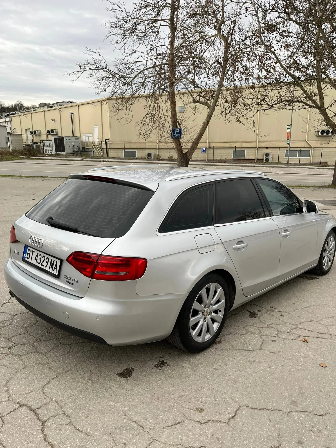 Audi A4 2.0TDi 143 �� | Mobile.bg � ����������� 10