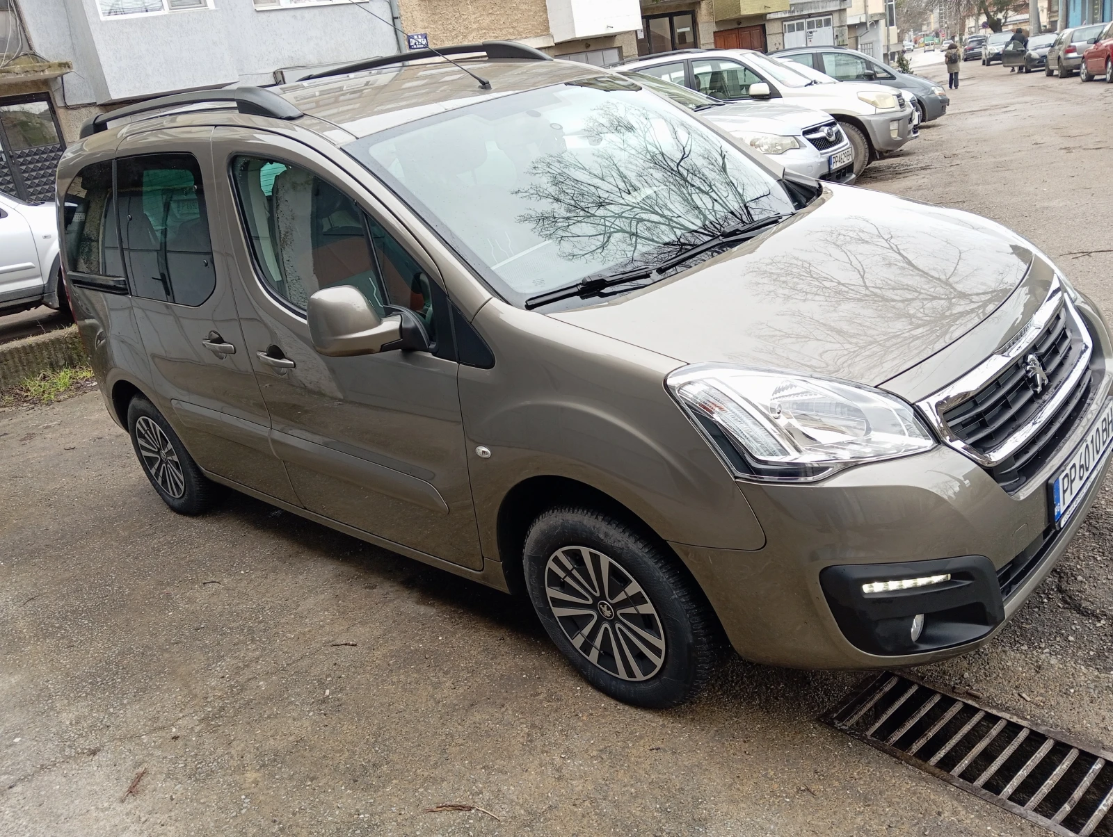 Peugeot Partner 1, 6 HDI - изображение 3