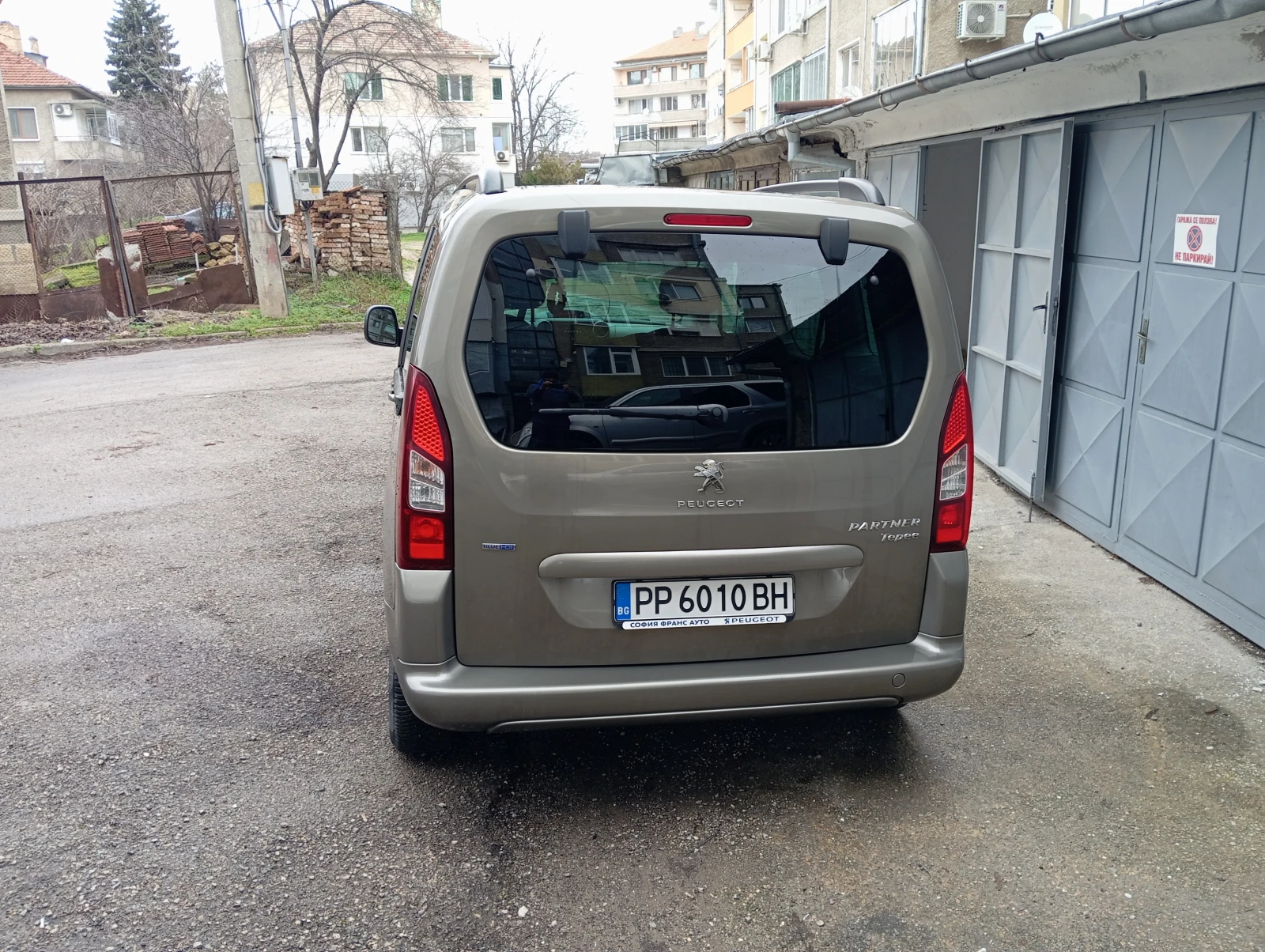 Peugeot Partner 1, 6 HDI - изображение 6