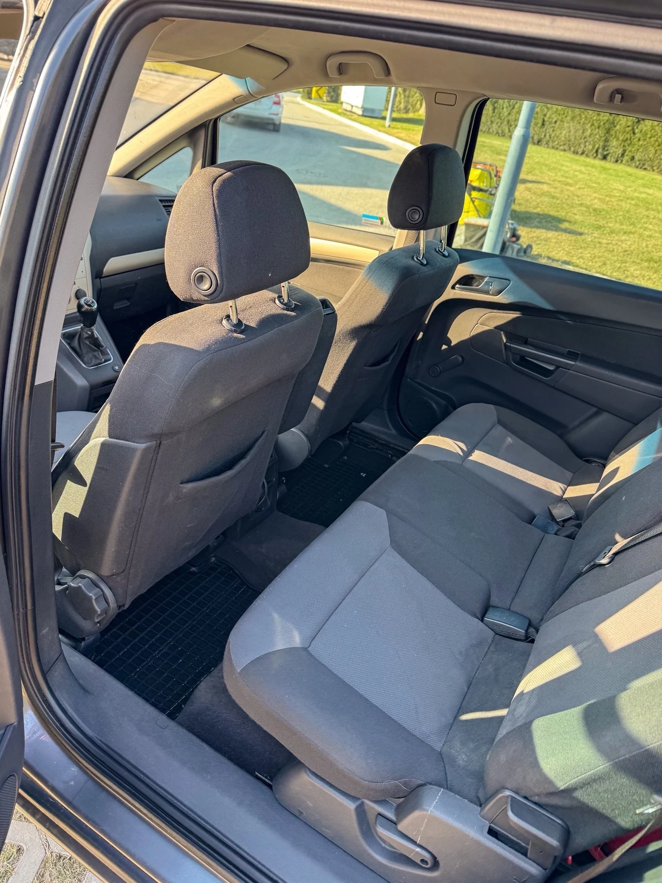 Opel Zafira, снимка 7 - Автомобили и джипове - 54020736