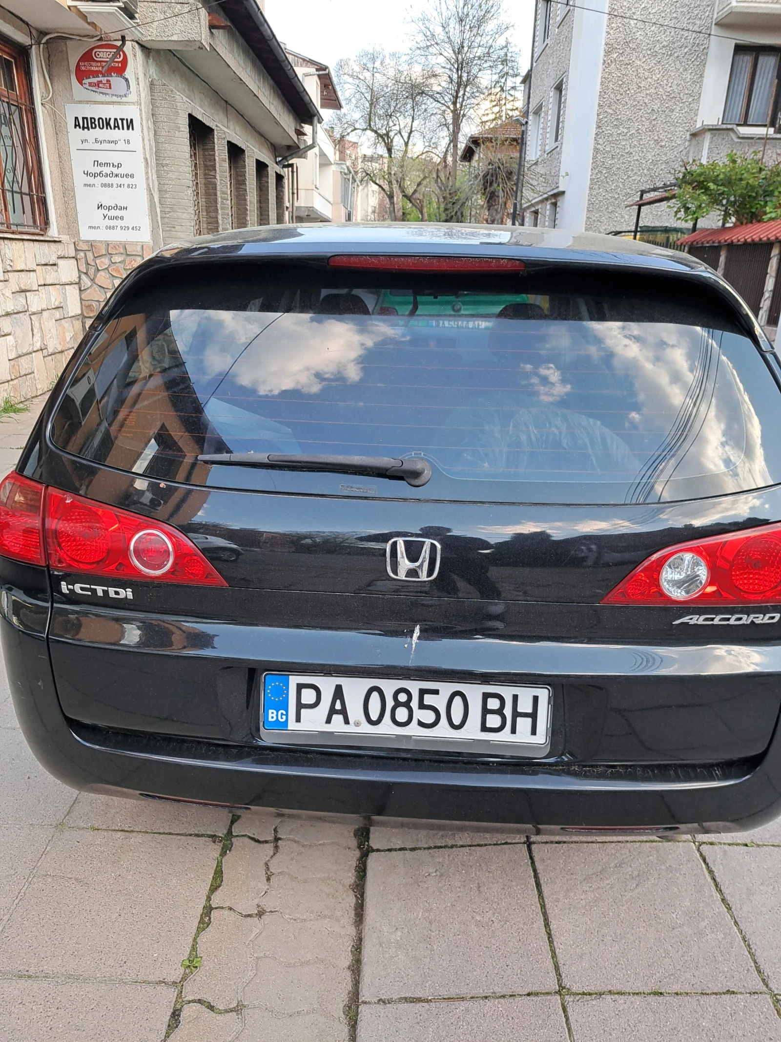 Honda Accord Tурар спорт, снимка 4 - Автомобили и джипове - 54429875
