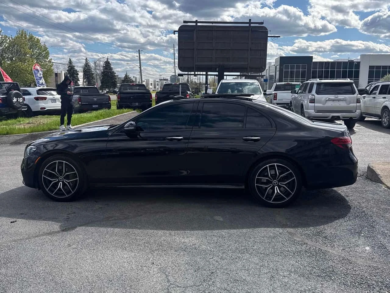 Mercedes-Benz E 450  AMG PACK * BURMESTER * HEAD UP * CARFAX , снимка 17 - Автомобили и джипове - 54743764