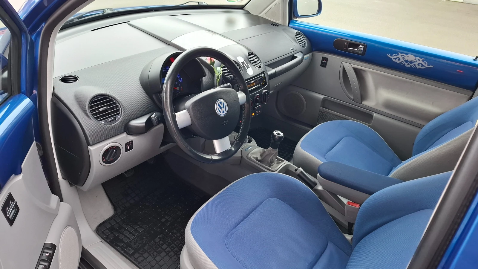 VW Beetle 1, 9 TDI , En Vogue, TOP, снимка 9 - Автомобили и джипове - 55034937
