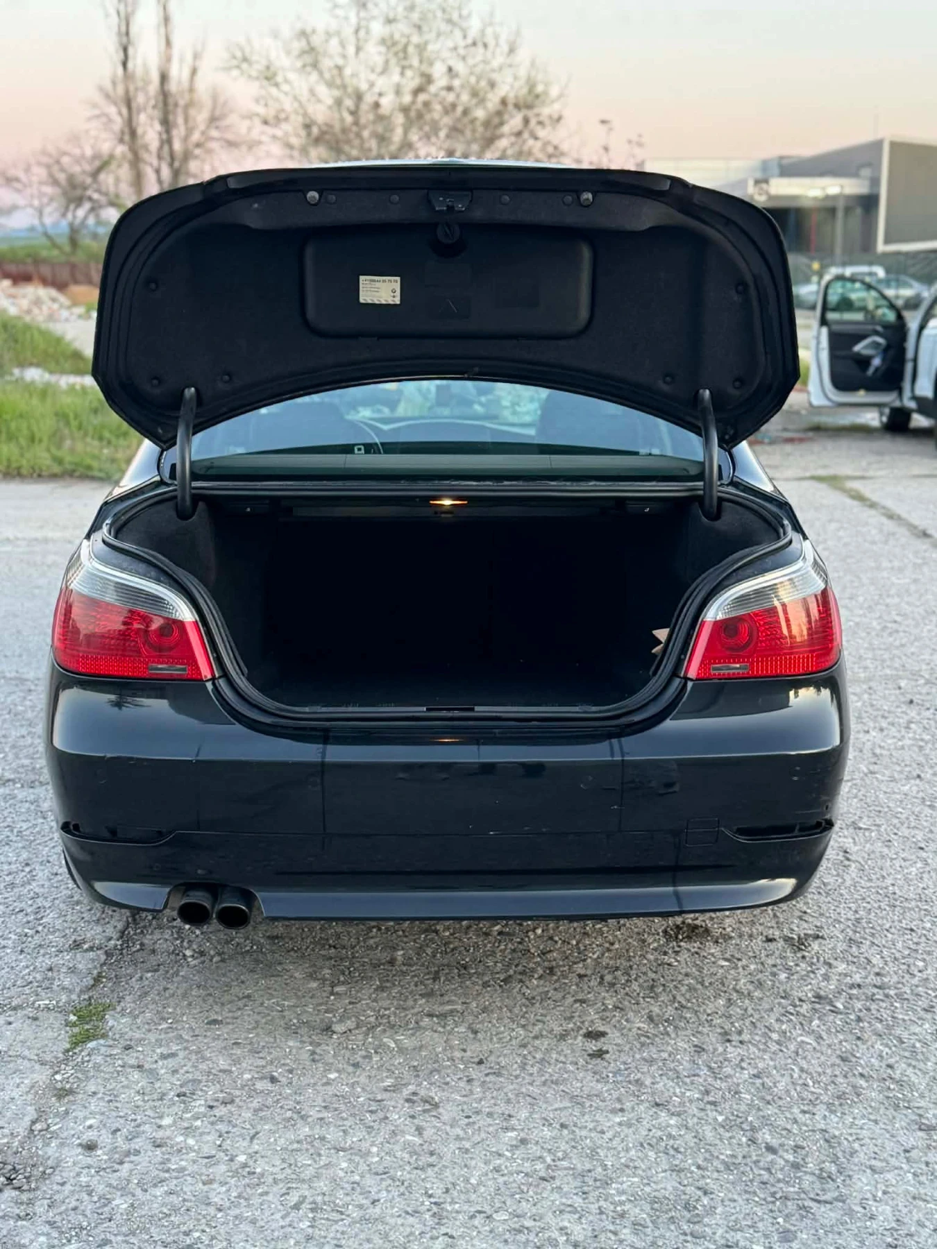 BMW 520 E60, снимка 8 - Автомобили и джипове - 55091337