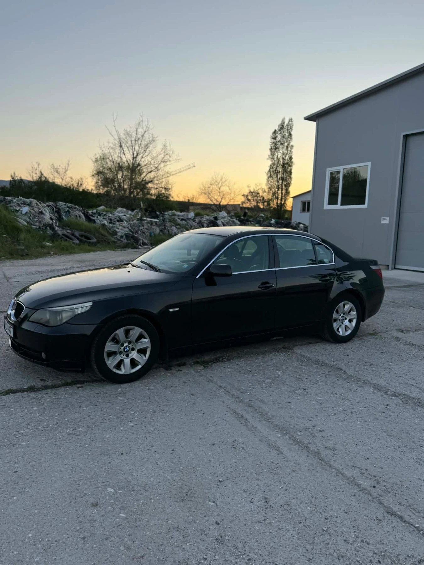 BMW 520 E60, снимка 4 - Автомобили и джипове - 55091337