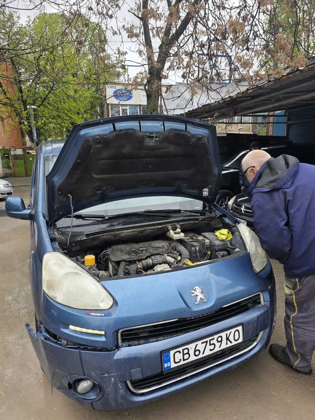 Peugeot Partner, снимка 5 - Автомобили и джипове - 56139068