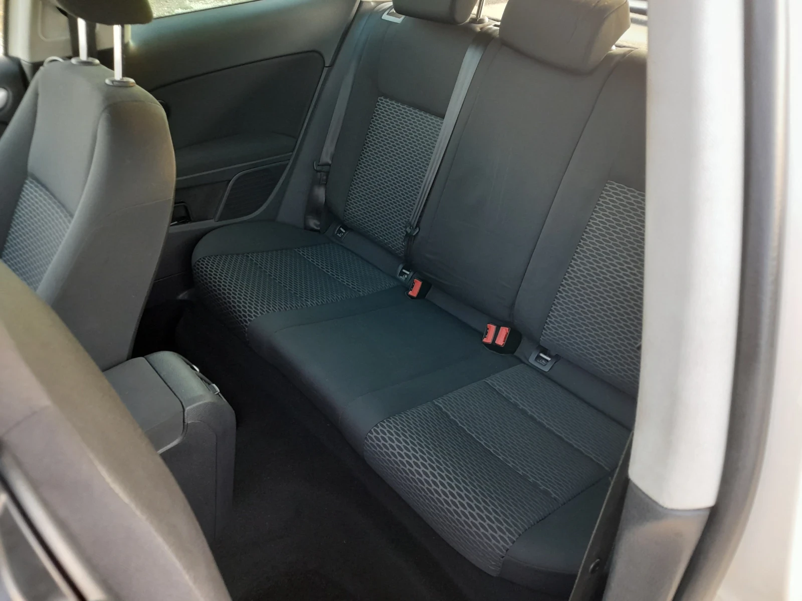 VW Golf, снимка 11 - Автомобили и джипове - 55675884