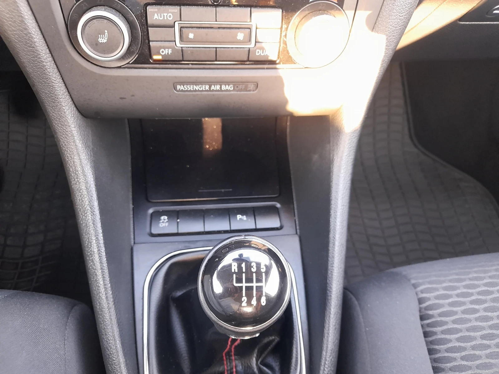 VW Golf, снимка 10 - Автомобили и джипове - 55675884