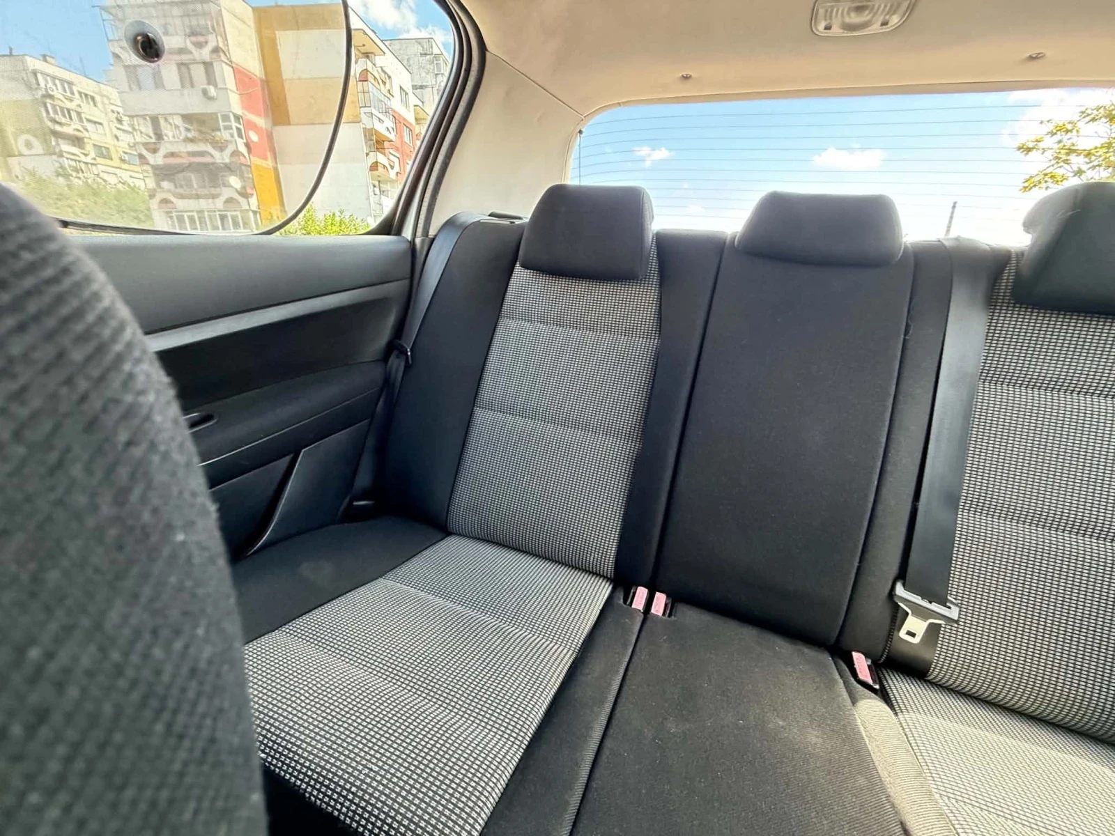 Peugeot 307 Hdi, снимка 8 - Автомобили и джипове - 55785870