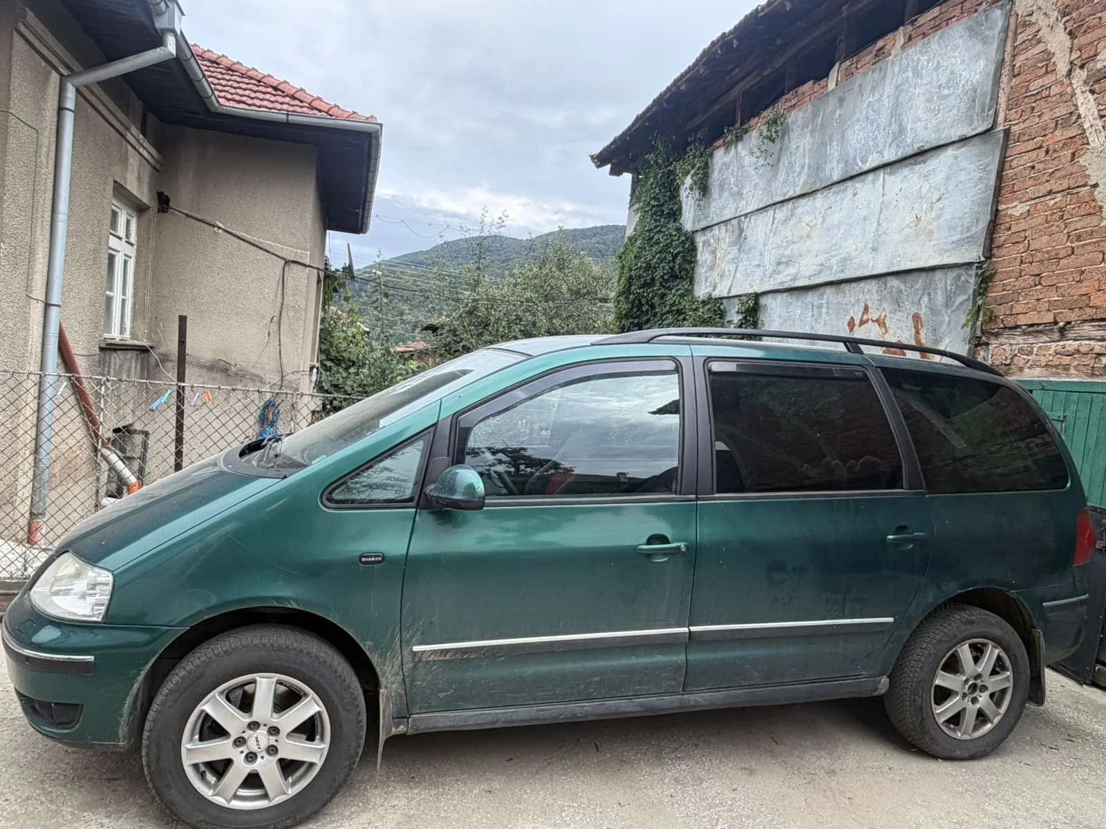 VW Sharan, снимка 2 - Автомобили и джипове - 56045829