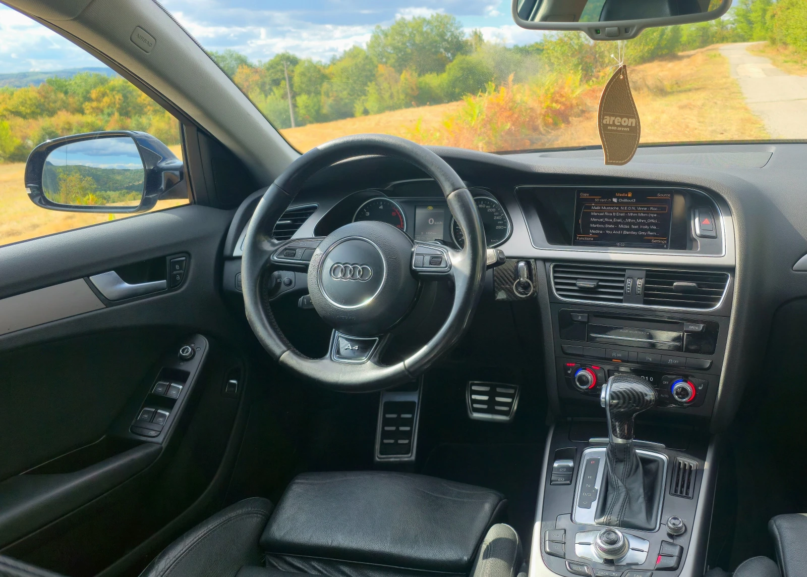 Audi A4 B8.5 3.0 TDI Distronic, снимка 7 - Автомобили и джипове - 56097605