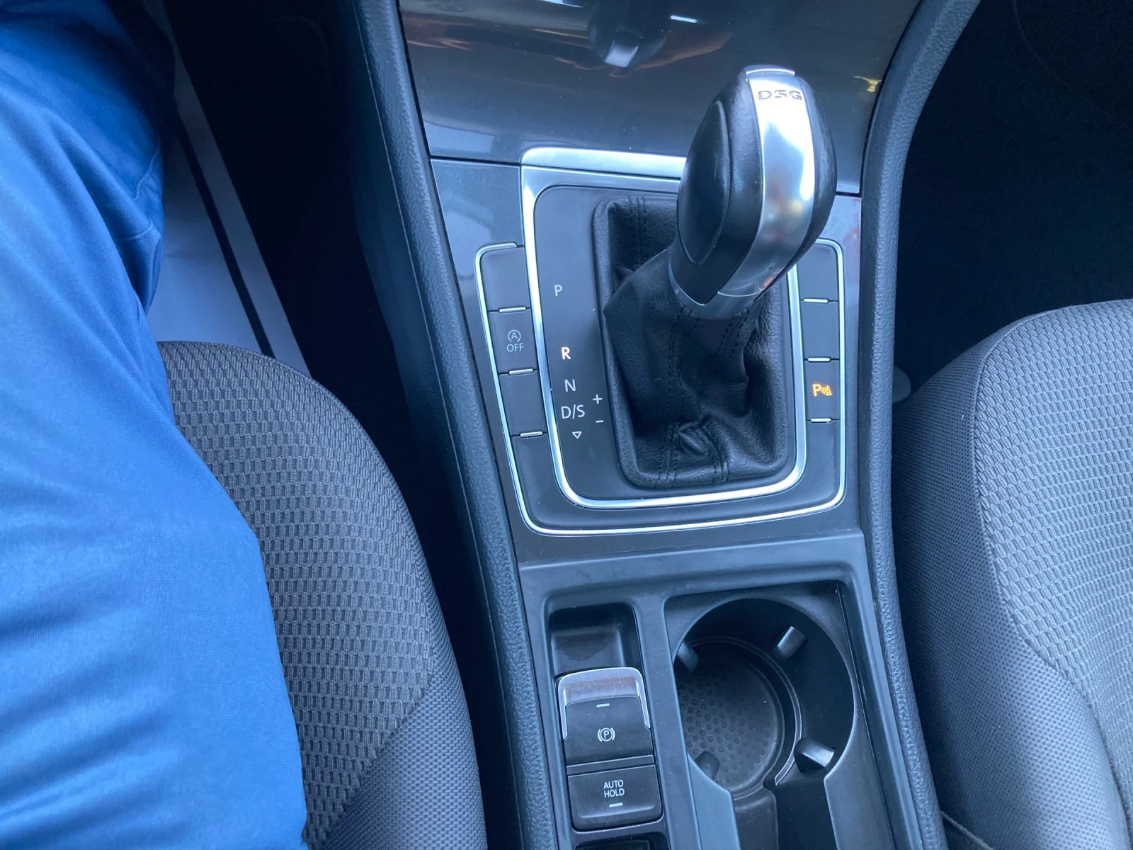 VW Golf   ТОП, снимка 11 - Автомобили и джипове - 56394455