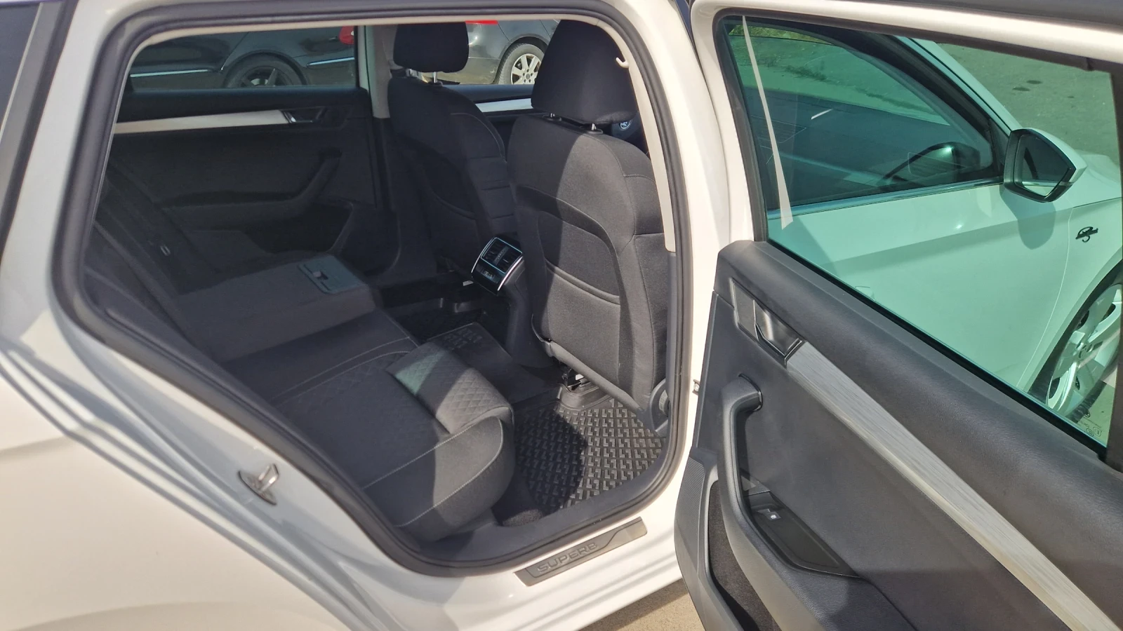 Skoda Superb Superb 2.0d 150�.�. | Mobile.bg � ����������� 7