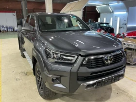 Toyota Hilux 2.8 AT AWD MHEV DC Invincible , снимка 2