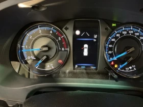 Toyota Hilux 2.8 AT AWD MHEV DC Invincible , снимка 7