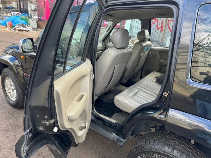 Jeep Cherokee 3.7 ГАЗ, снимка 5 - Автомобили и джипове - 51924187
