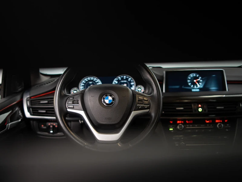 BMW X5 xDrive35i, снимка 9 - Автомобили и джипове - 52690748
