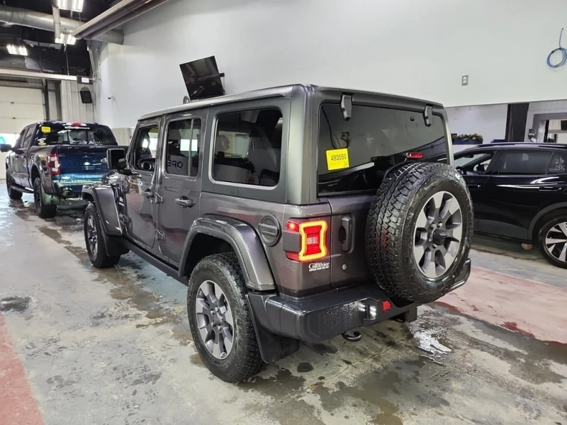 Jeep Wrangler * SAHARA * CARFAX * БЕЗ ПЪРВОНАЧАЛНА ВНОСКА, снимка 4 - Автомобили и джипове - 53087737