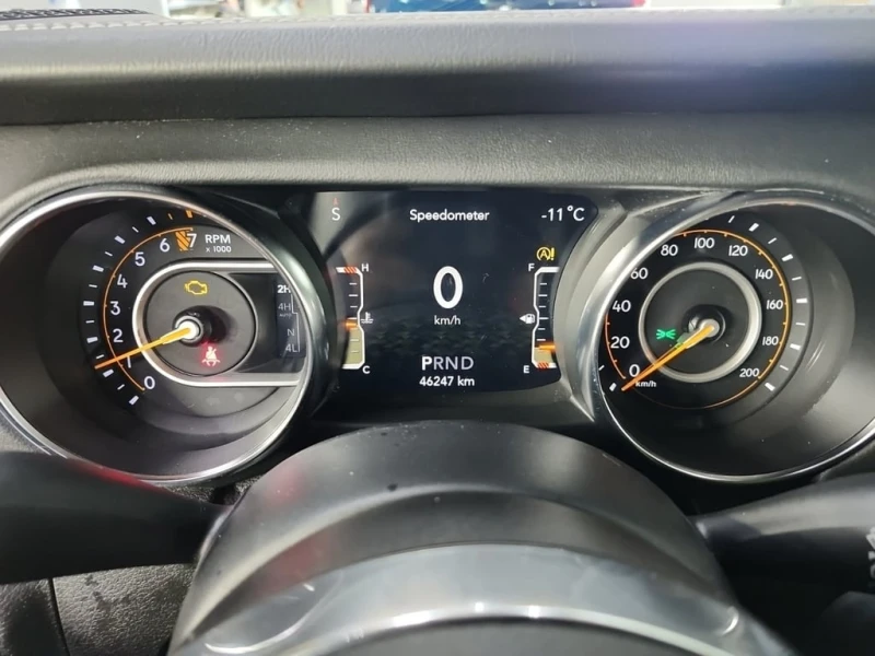 Jeep Wrangler * SAHARA * CARFAX * БЕЗ ПЪРВОНАЧАЛНА ВНОСКА, снимка 9 - Автомобили и джипове - 53087737