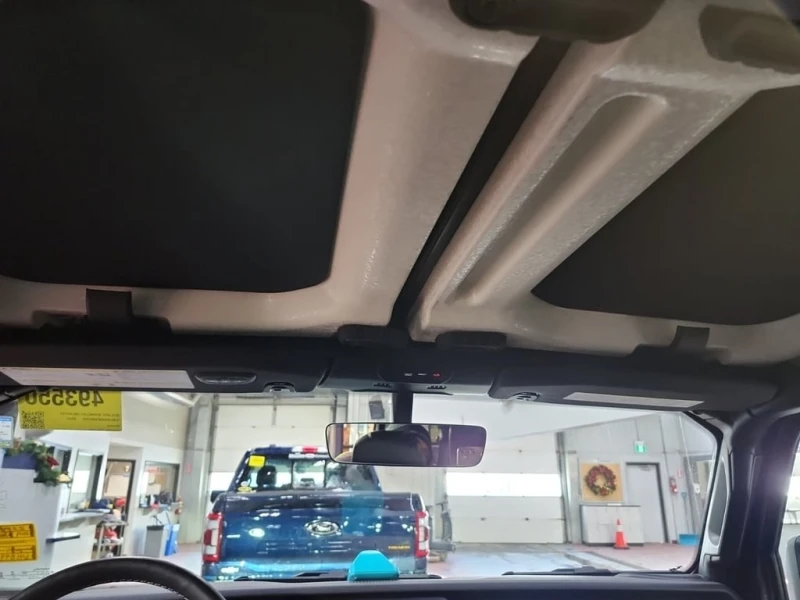 Jeep Wrangler * SAHARA * CARFAX * БЕЗ ПЪРВОНАЧАЛНА ВНОСКА, снимка 12 - Автомобили и джипове - 53087737