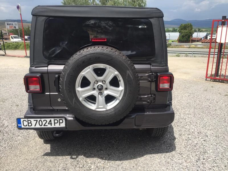 Jeep Wrangler 3.6 6с.к НОВ - изображение 7