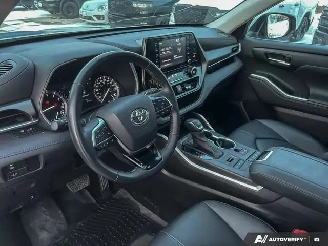 Toyota Highlander / XLE / AWD / CARFAX / ПОДГРЕВИ / ШИБИДАХ / , снимка 12 - Автомобили и джипове - 53341813