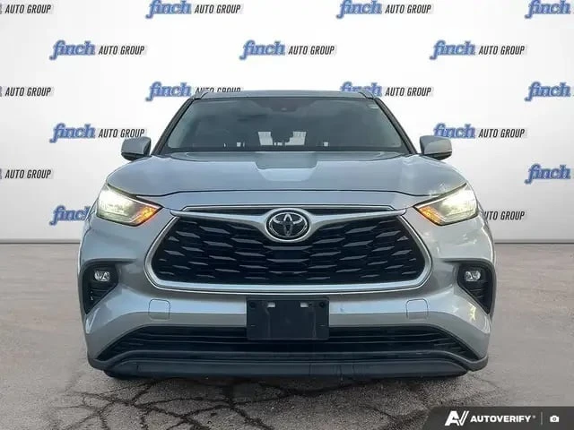Toyota Highlander / XLE / AWD / CARFAX / ПОДГРЕВИ / ШИБИДАХ / , снимка 2 - Автомобили и джипове - 53341813