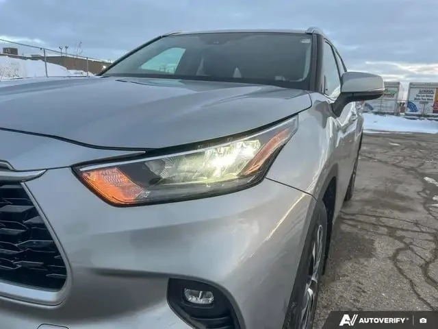 Toyota Highlander / XLE / AWD / CARFAX / ПОДГРЕВИ / ШИБИДАХ / , снимка 8 - Автомобили и джипове - 53341813