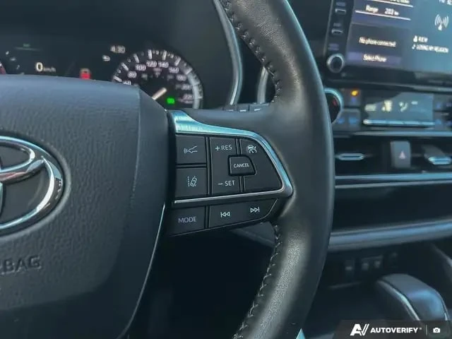 Toyota Highlander / XLE / AWD / CARFAX / ПОДГРЕВИ / ШИБИДАХ / , снимка 15 - Автомобили и джипове - 53341813