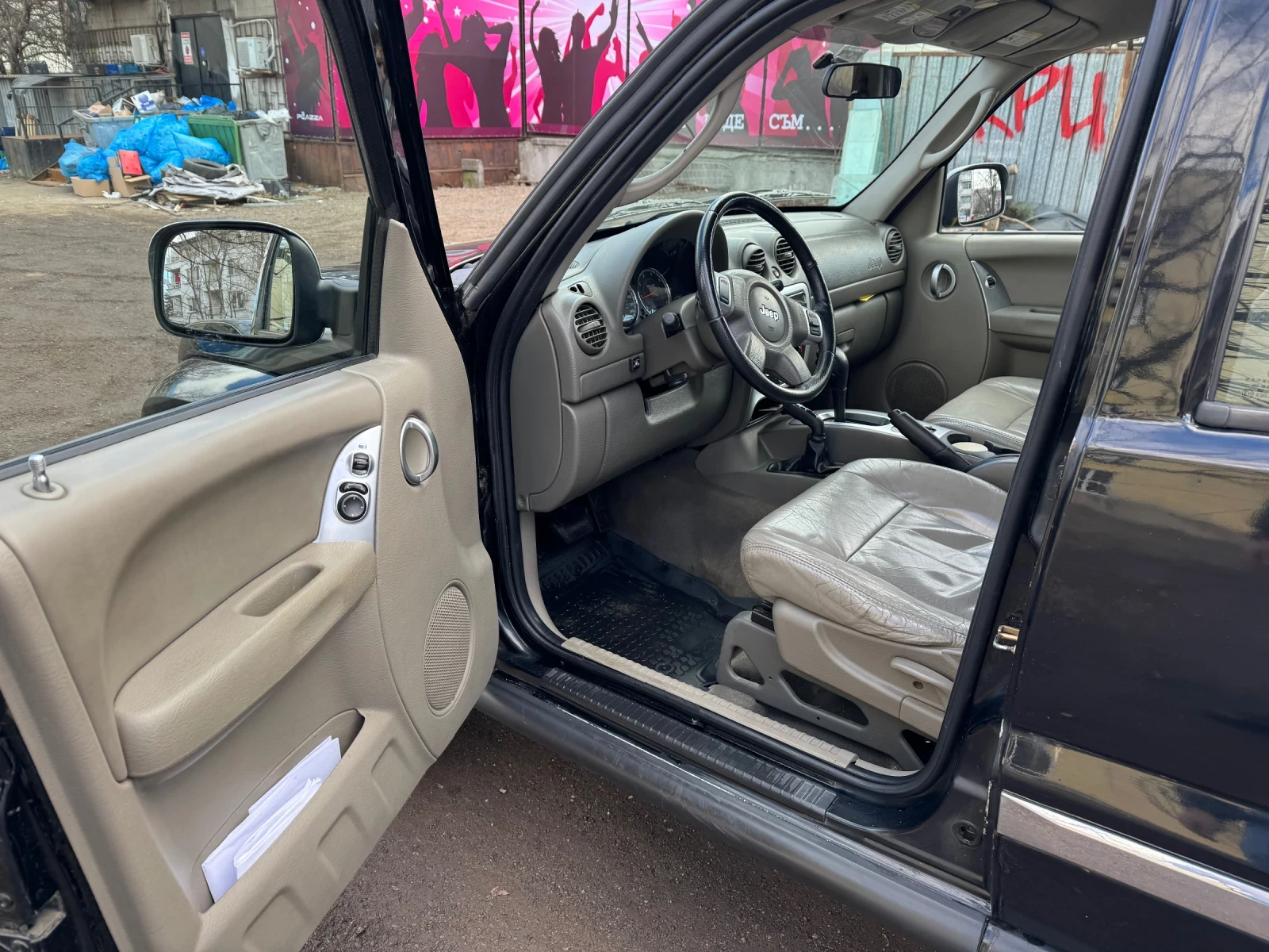 Jeep Cherokee 3.7 ГАЗ - изображение 6