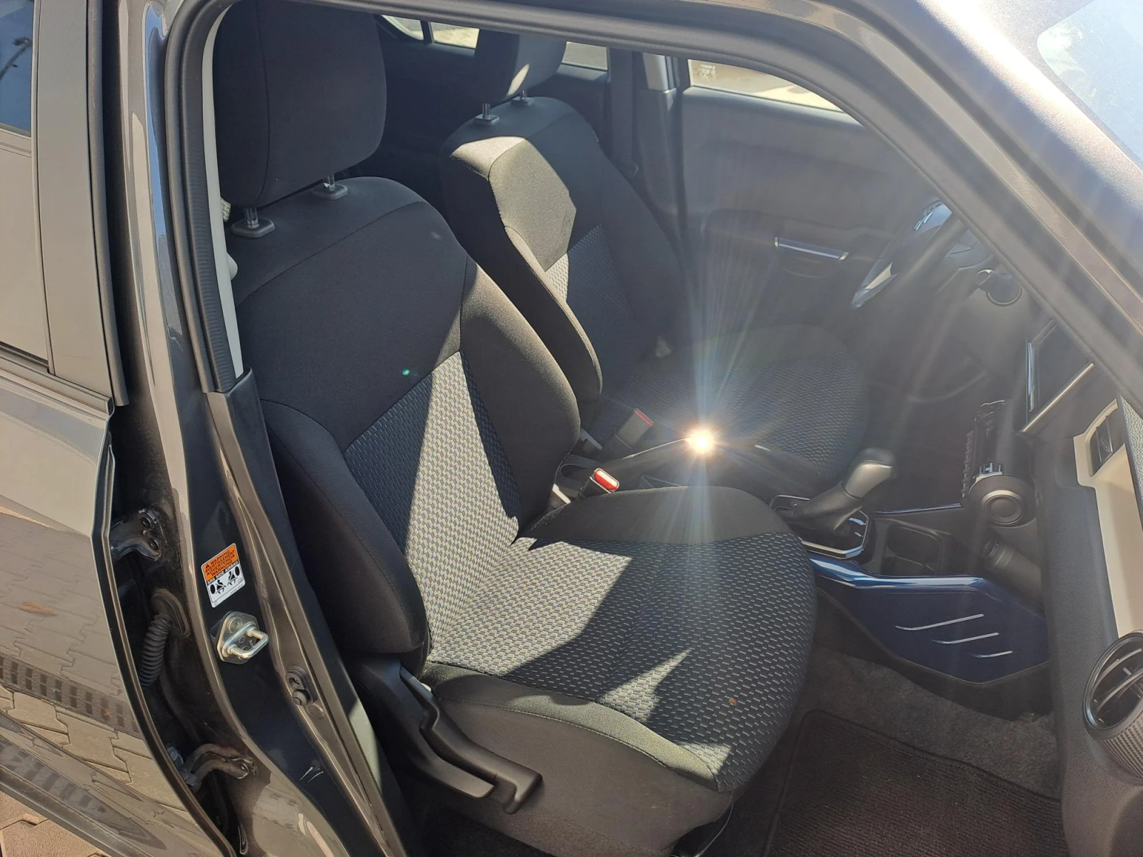 Suzuki Ignis 1. 2 GLX HYBRID AUTOMATIC 2WD | Mobile.bg   10