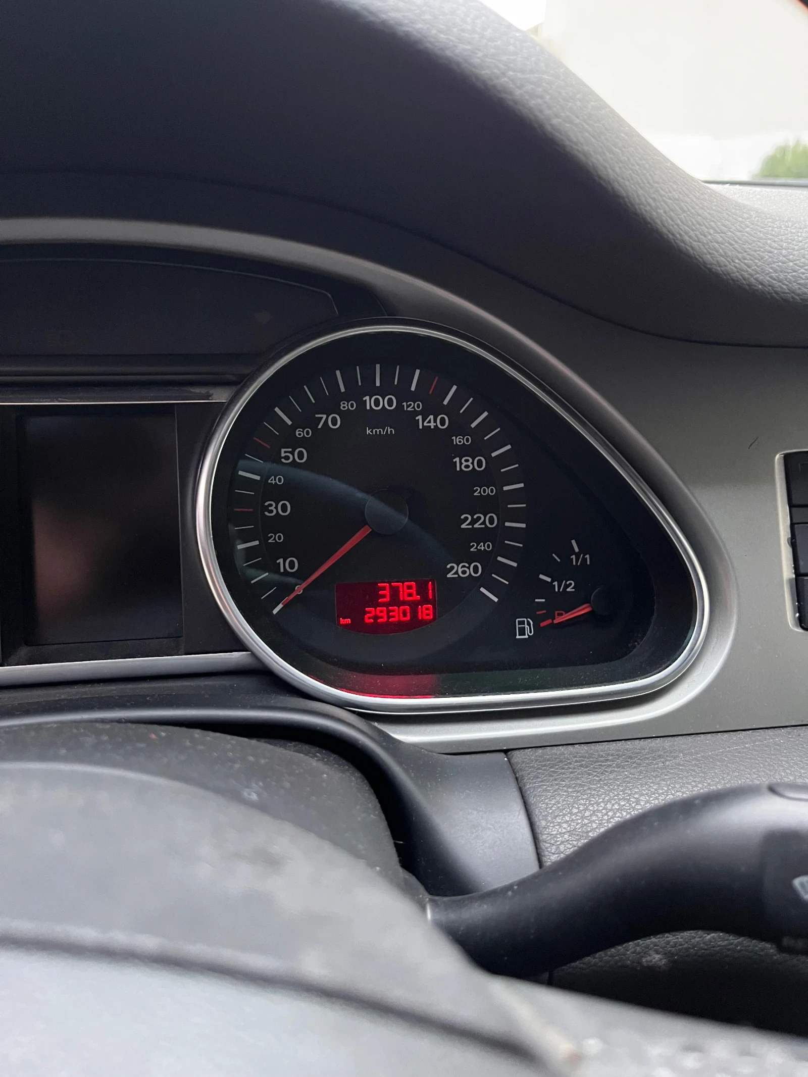 Audi Q7 3000tdi - изображение 7