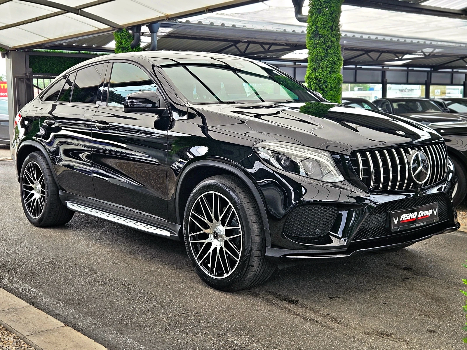 Mercedes-Benz GLE Coupe AMG/GERMANY/DISTR/CAMERA/CAR PLAY/AMBI/KEY GO/LIZI, снимка 3 - Автомобили и джипове - 54519720