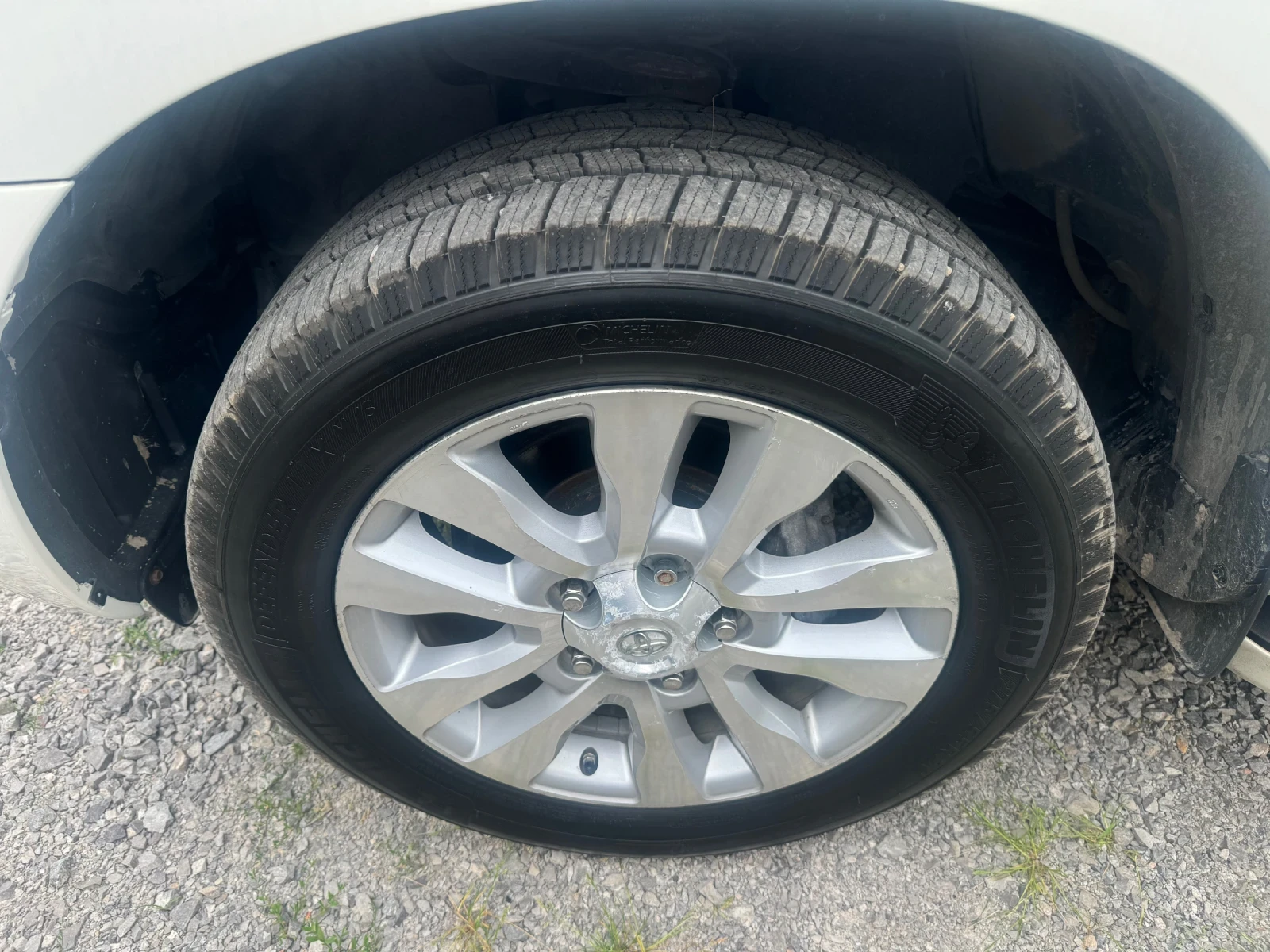Toyota Sequoia Platinum, снимка 13 - Автомобили и джипове - 54868518