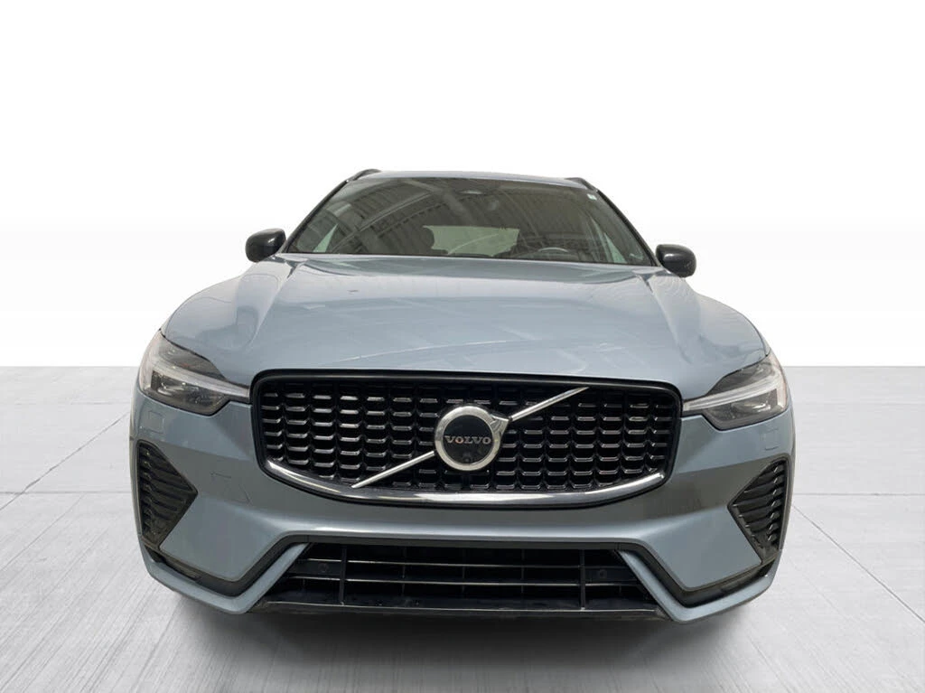 Volvo XC60 B6* R DESIGN* HARMAN* ПАНО* 360* КРАЙНА ЦЕНА