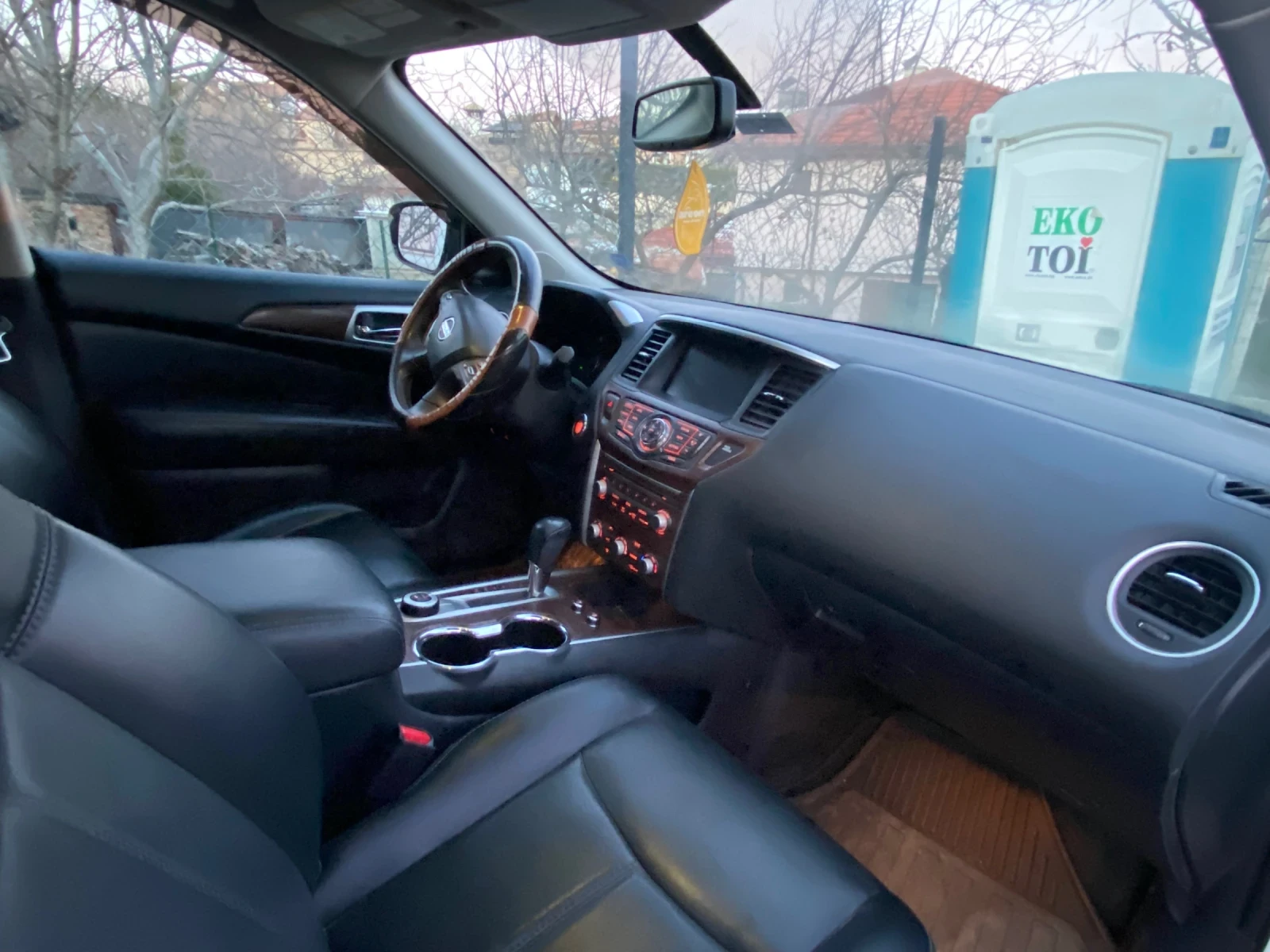 Nissan Pathfinder Platinum , снимка 7 - Автомобили и джипове - 56445647