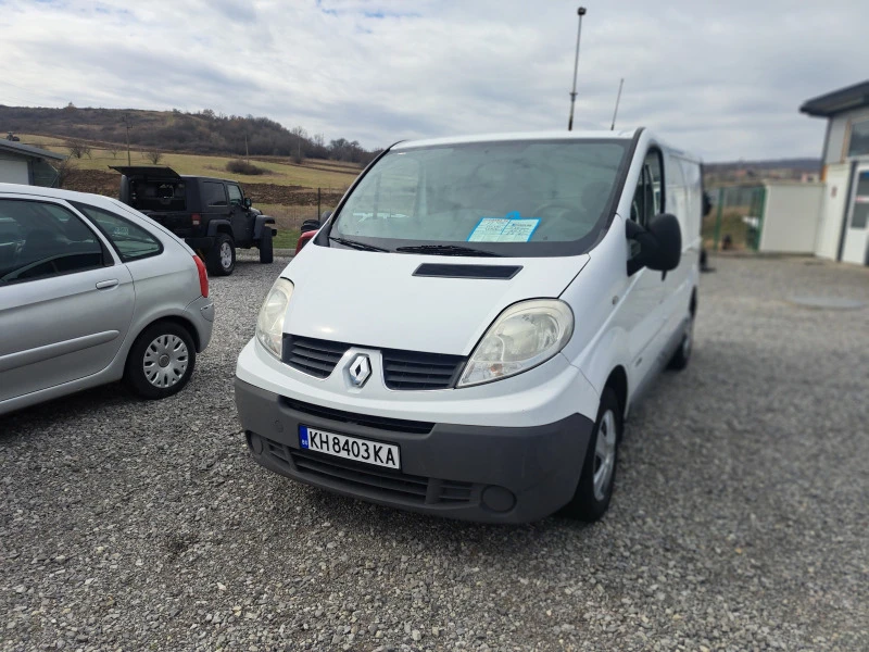 Renault Trafic, снимка 1 - Бусове и автобуси - 46353910