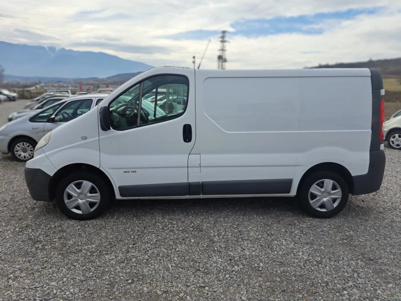 Renault Trafic, снимка 2 - Бусове и автобуси - 46353910