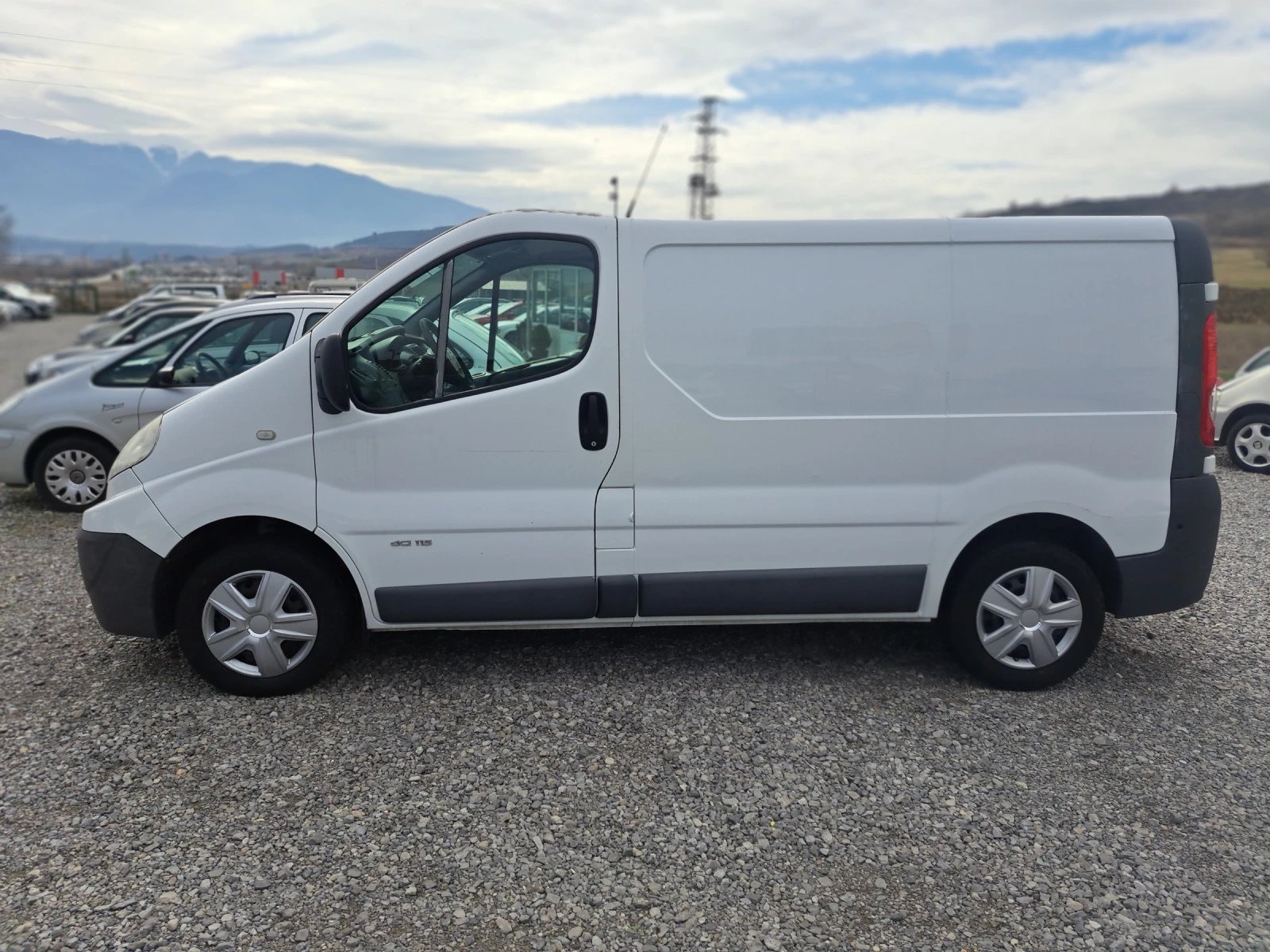 Renault Trafic  - изображение 2