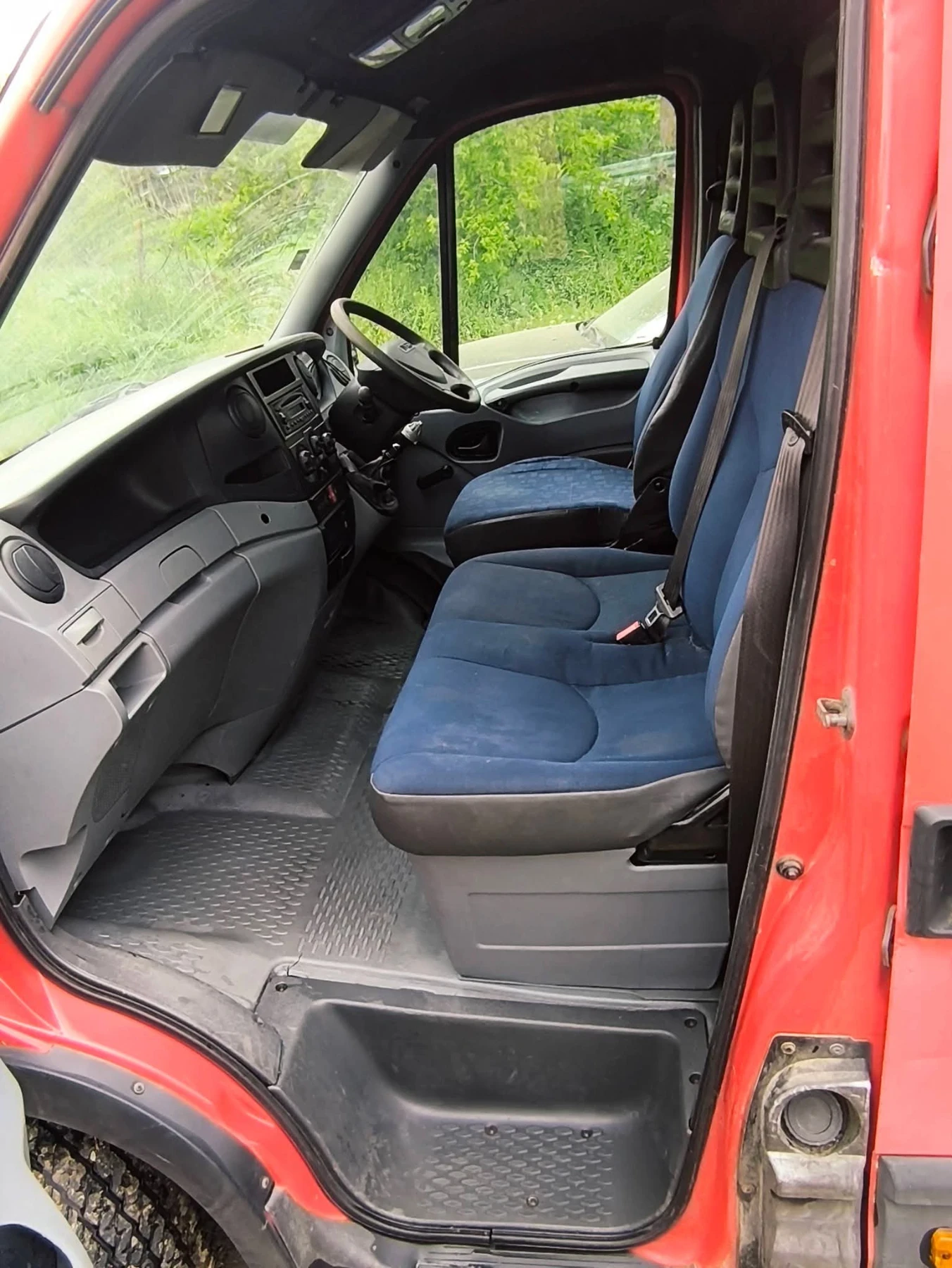 Iveco Daily, снимка 3 - Бусове и автобуси - 54373613
