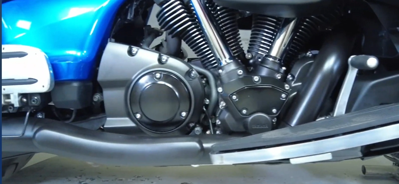 Yamaha XV 1900-ELUDER-11000 км., снимка 4 - Мотоциклети и мототехника - 54606401
