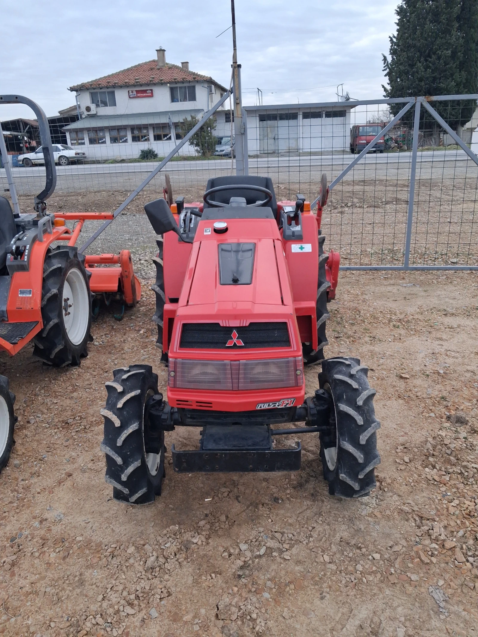 Трактор Kubota скайтрак  - изображение 3