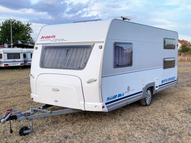 Каравана Dethleffs Camper 520 ФОРСЕЛТ МУВЕР WC, снимка 1 - Каравани и кемпери - 46771662