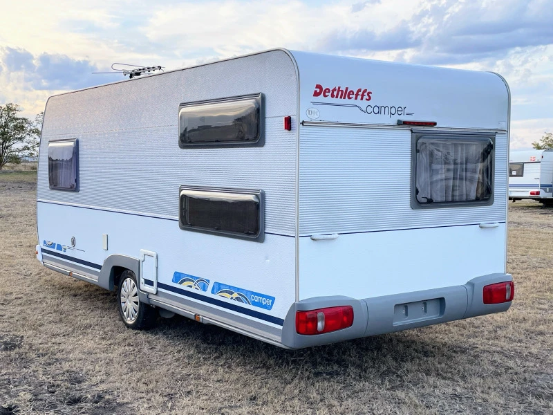 Каравана Dethleffs Camper 520 ФОРСЕЛТ МУВЕР WC, снимка 3 - Каравани и кемпери - 46771662