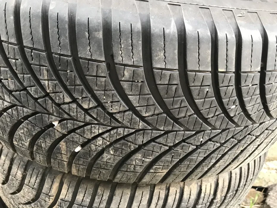 ���� 225/55R18 | Mobile.bg � ����������� 3